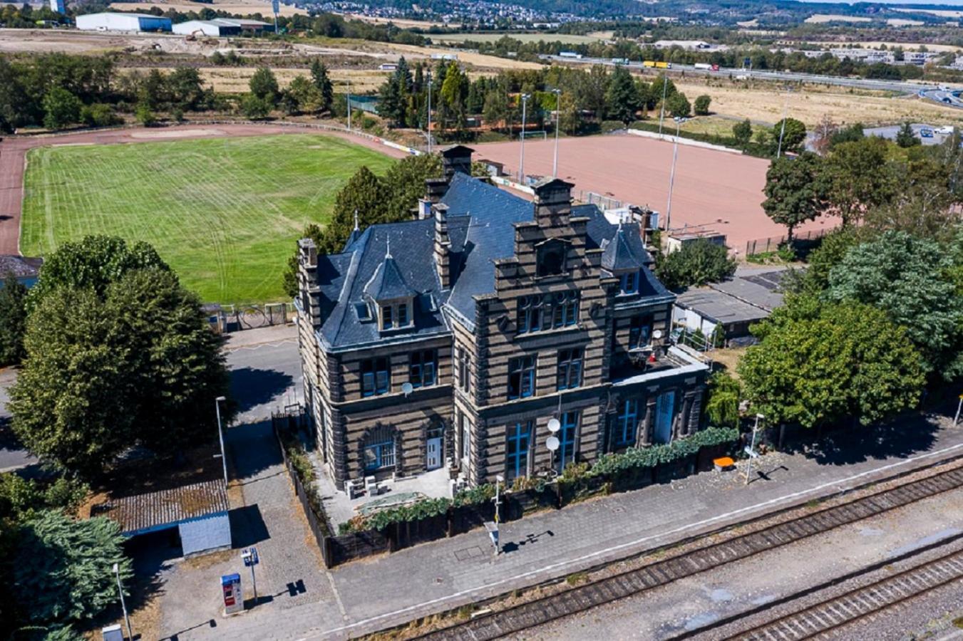 Wohnen Wie Im Schloss - Alter Bahnhof Von Kruft Eksteriør bilde